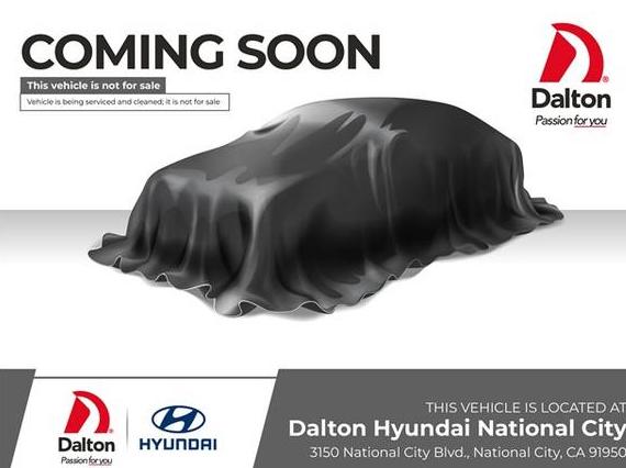 HYUNDAI SANTA FE SPORT 2017 5NMZUDLBXHH016668 image
